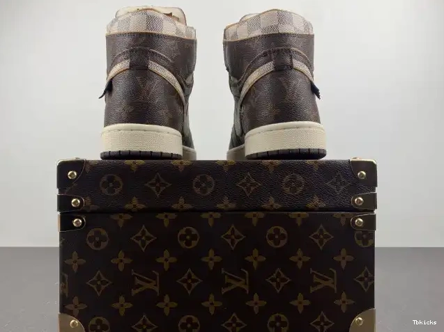 Reps TBK Jordan Air 1 OFF-WHITE LV x 0501